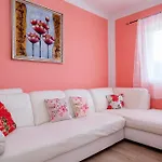 Zora Apartman Lopar