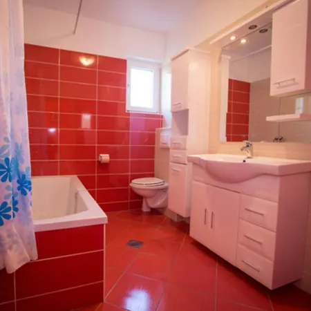 Zora Apartmán